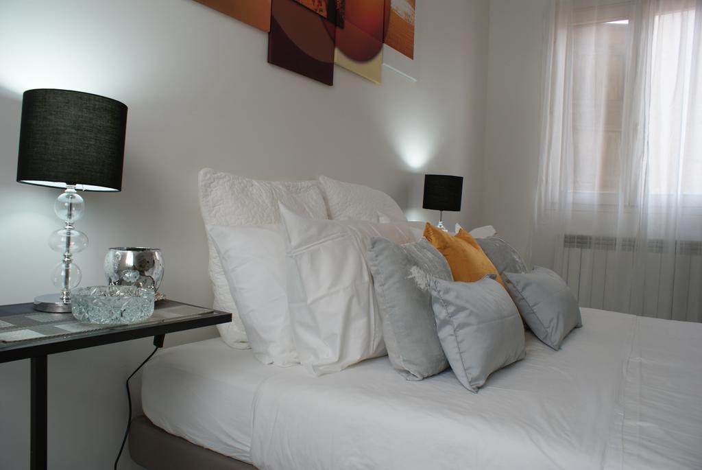 4-Tourist House Bologna-Studio - Self Check-In ภายนอก รูปภาพ